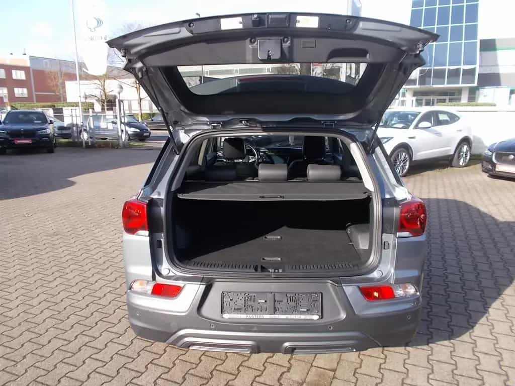 Ssangyong Korando Onyx 4x2, Teilleder AHK Navi Allwetter 09/2019-photo-11