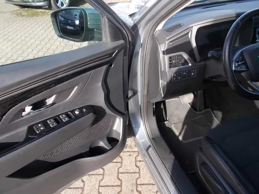 Ssangyong Korando Onyx 4x2, Teilleder AHK Navi Allwetter 09/2019-photo-15