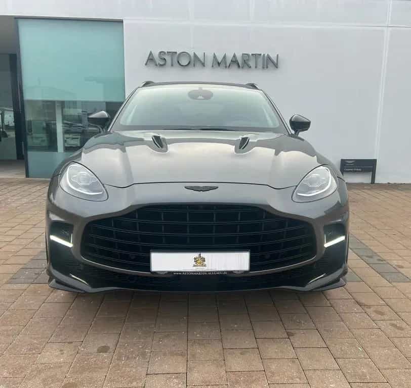 Aston Martin DBX707 - Aston Martin Memmingen 07/2024-photo-16