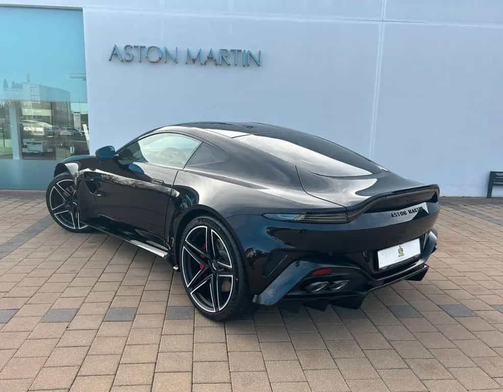 Aston Martin V8 Vantage Next Generation null-photo-2