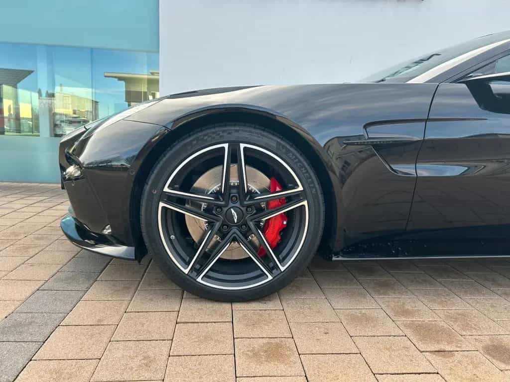 Aston Martin V8 Vantage Next Generation null-photo-6