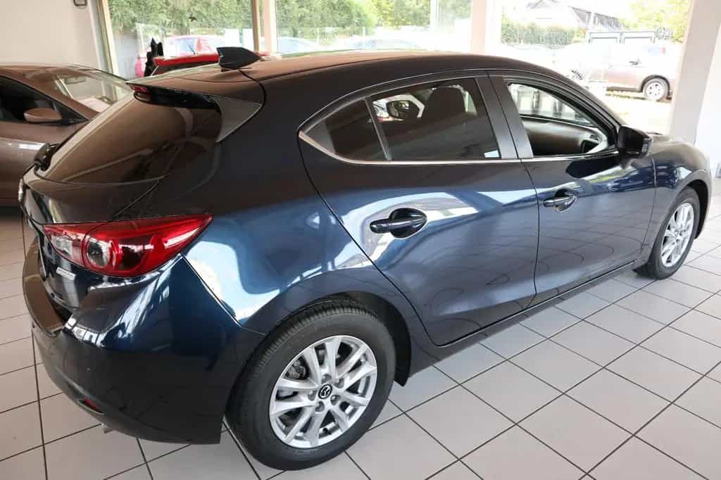 Mazda 3 120PS *SHZ*PDC*LED*NAVI*AHK*INSP. NEU* 06/2016-photo-4