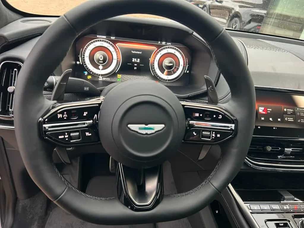 Aston Martin DBX 4.0 V8 DBX707 / Lunar White 03/2025-photo-13