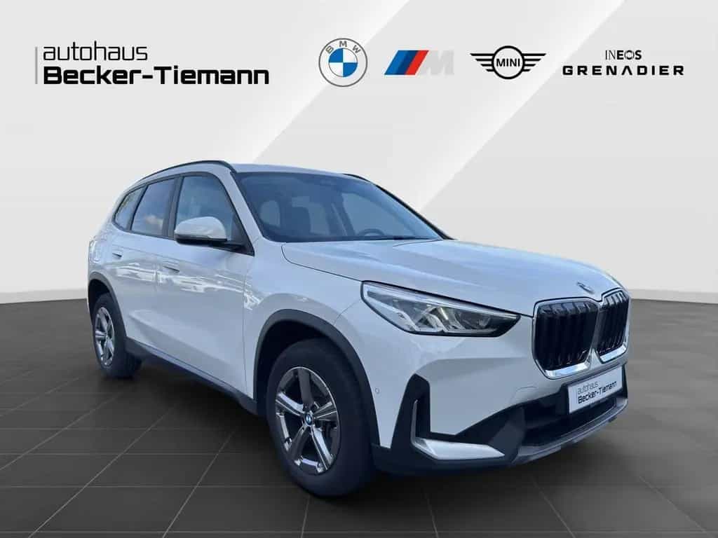 BMW X1 sDrive18d NAVI*AHK*M SPORT LENKRAD*KAMERA*DRI 02/2023-photo-6