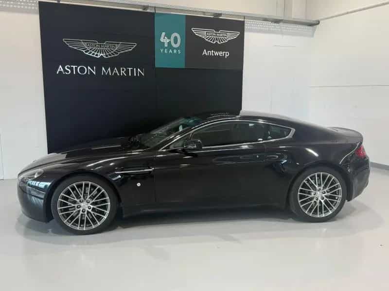 Aston Martin V8 Vantage 4.7l Sportshift 08/2011-photo-21