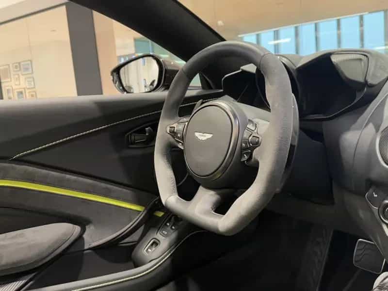 Aston Martin V8 Vantage Roadster F1 03/2022-photo-24