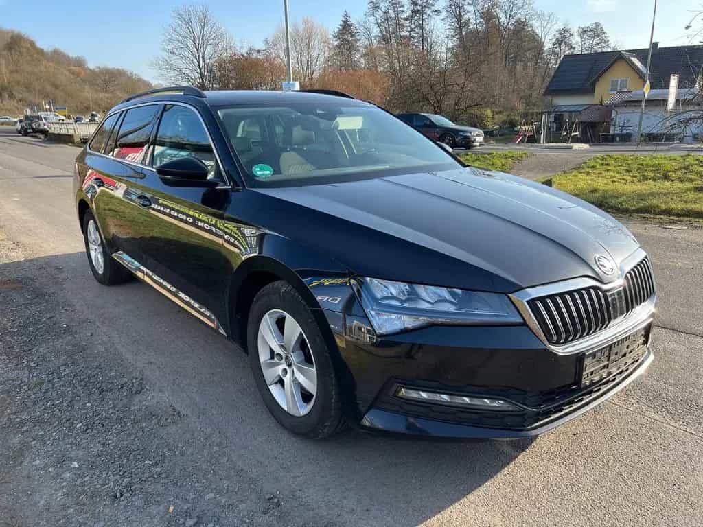 Skoda Superb Ambition/2.0TDI/190PS/DSG/ACC/TÜV 05-2027 02/2020-photo-2