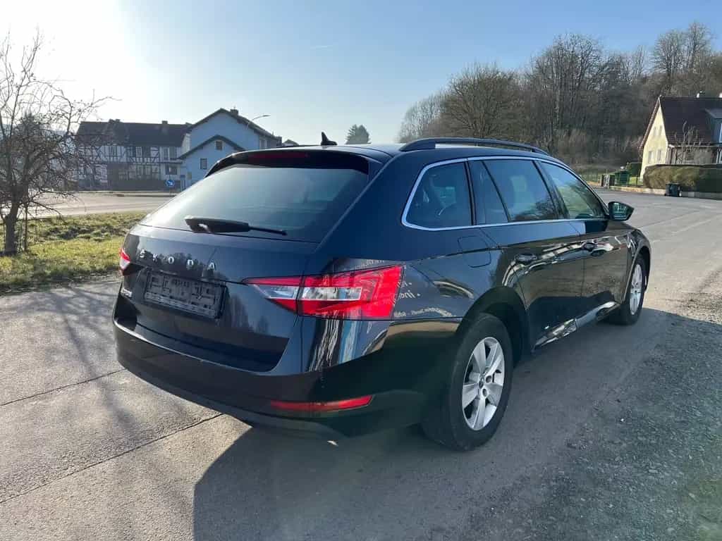 Skoda Superb Ambition/2.0TDI/190PS/DSG/ACC/TÜV 05-2027 02/2020-photo-5