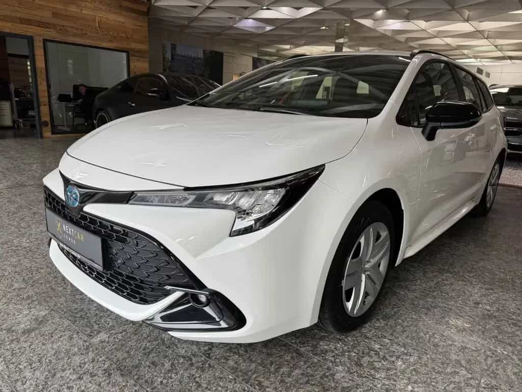 Toyota Corolla 1.8 PHEV Tou Sport B&W NAVI LED SHZ ACC 09/2025-photo-0