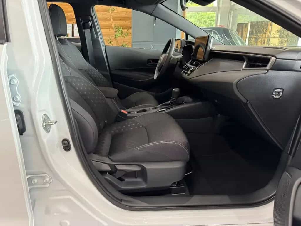 Toyota Corolla 1.8 PHEV Tou Sport B&W NAVI LED SHZ ACC 09/2025-photo-9