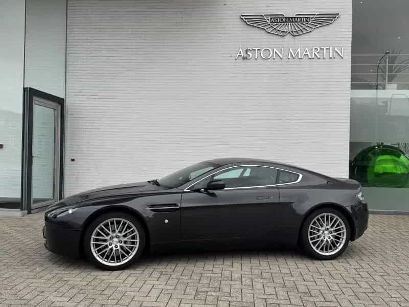 Aston Martin V8 Vantage 4.7l Manual 07/2009-photo-12