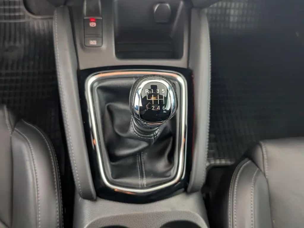 Nissan Qashqai 1.6 DIG-T Tekna + 4x2 PANO+LEDER+NAV+LED 01/2018-photo-21