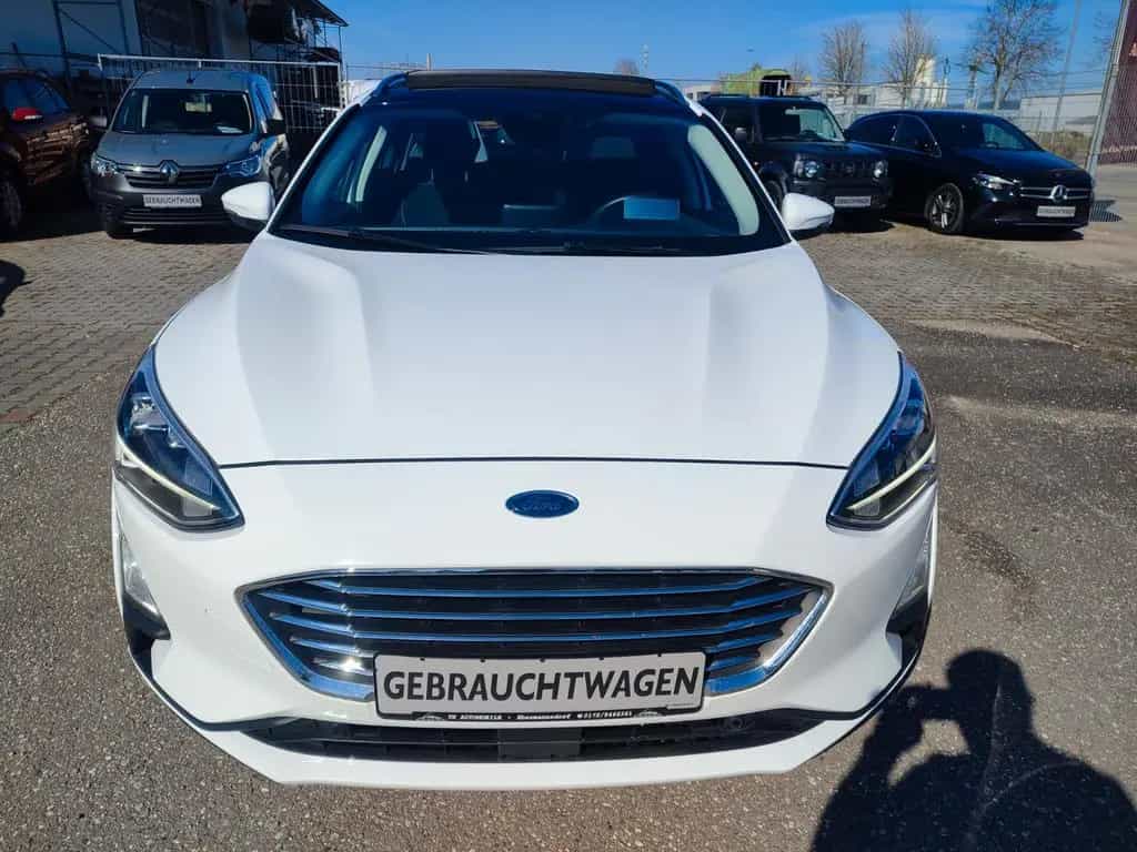 Ford Focus Turnier Titanium PANO/SHZ/NAVI/LED/KEYLESS 03/2019-photo-4