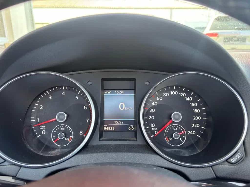 Volkswagen Golf VI Cabriolet=Leder-Xenon-Kamera-Navi-= 06/2011-photo-15