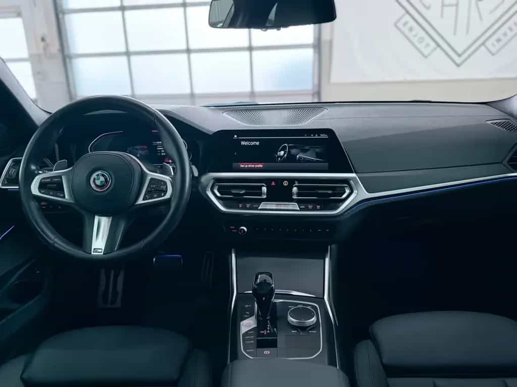BMW 330 i M Sport Automatic 01/2021-photo-17