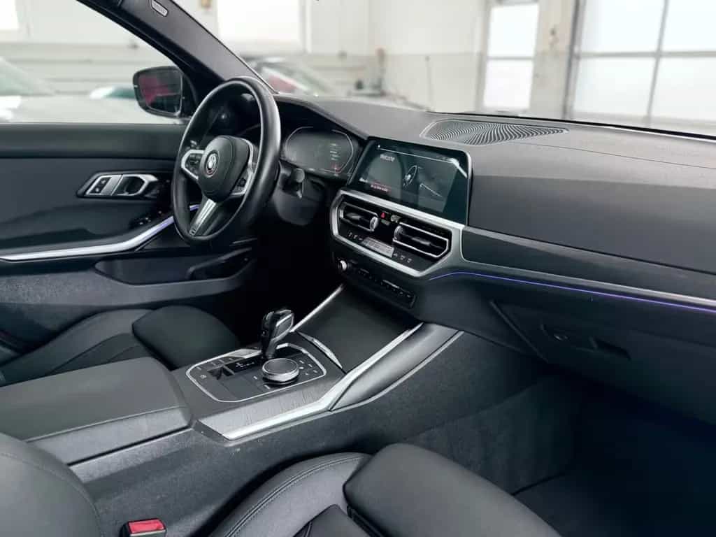 BMW 330 i M Sport Automatic 01/2021-photo-19