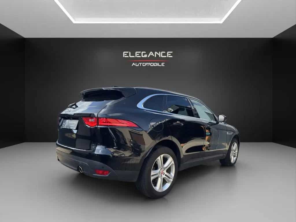 Jaguar F-Pace 30d AWD Portfolio Automatik*Panorama*LED 07/2017-photo-2