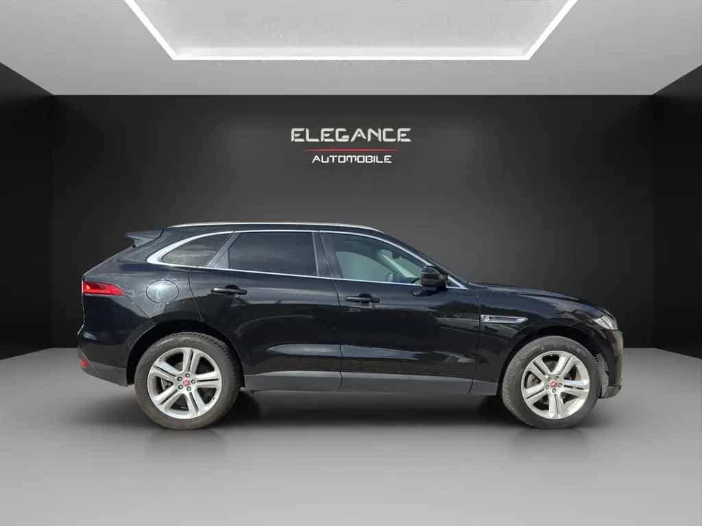 Jaguar F-Pace 30d AWD Portfolio Automatik*Panorama*LED 07/2017-photo-3