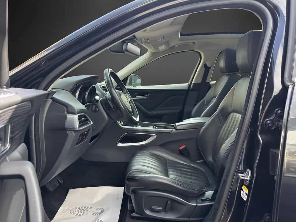 Jaguar F-Pace 30d AWD Portfolio Automatik*Panorama*LED 07/2017-photo-7