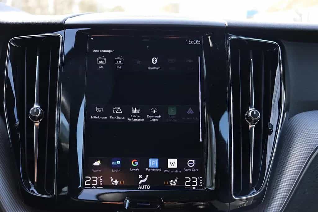 Volvo XC60 XC 60 R Design AWD D5 *LED*NAVI*RFK*PANORAMA*ACC 09/2018-photo-19