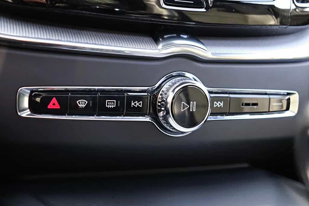 Volvo XC60 XC 60 R Design AWD D5 *LED*NAVI*RFK*PANORAMA*ACC 09/2018-photo-22