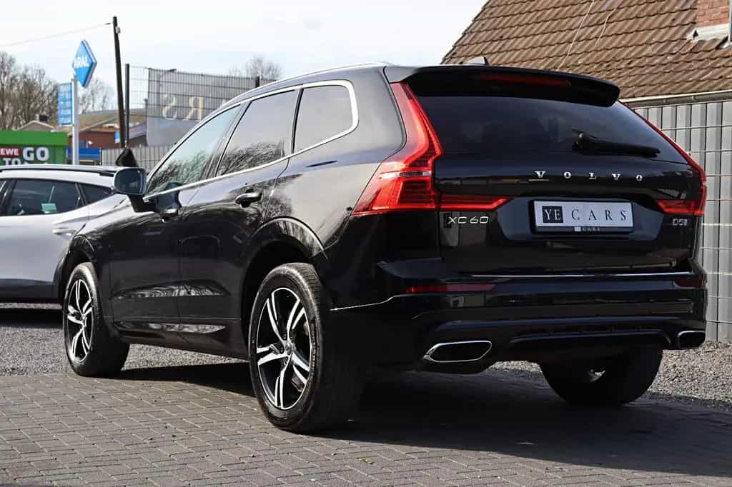 Volvo XC60 XC 60 R Design AWD D5 *LED*NAVI*RFK*PANORAMA*ACC 09/2018-photo-4