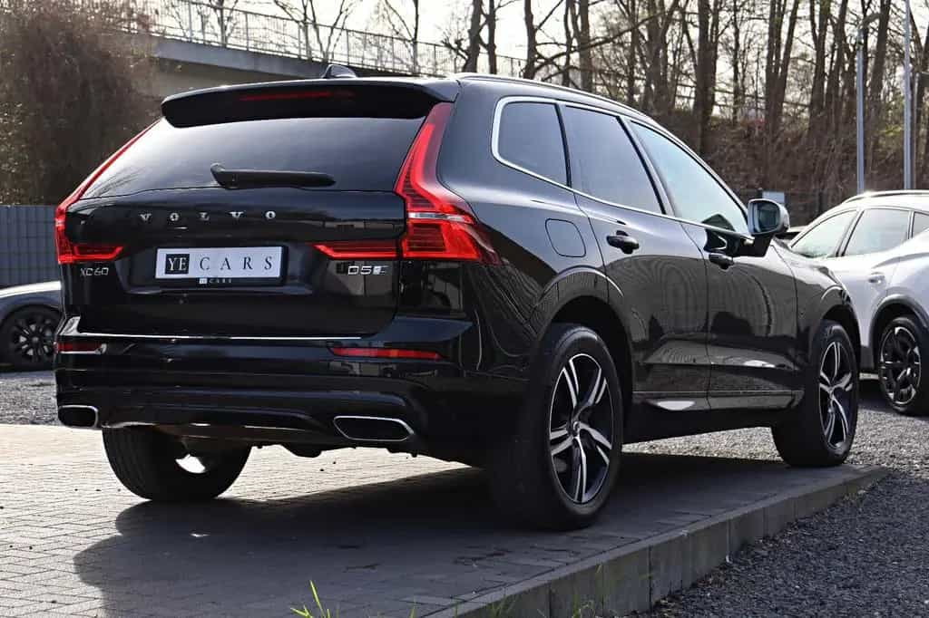 Volvo XC60 XC 60 R Design AWD D5 *LED*NAVI*RFK*PANORAMA*ACC 09/2018-photo-5