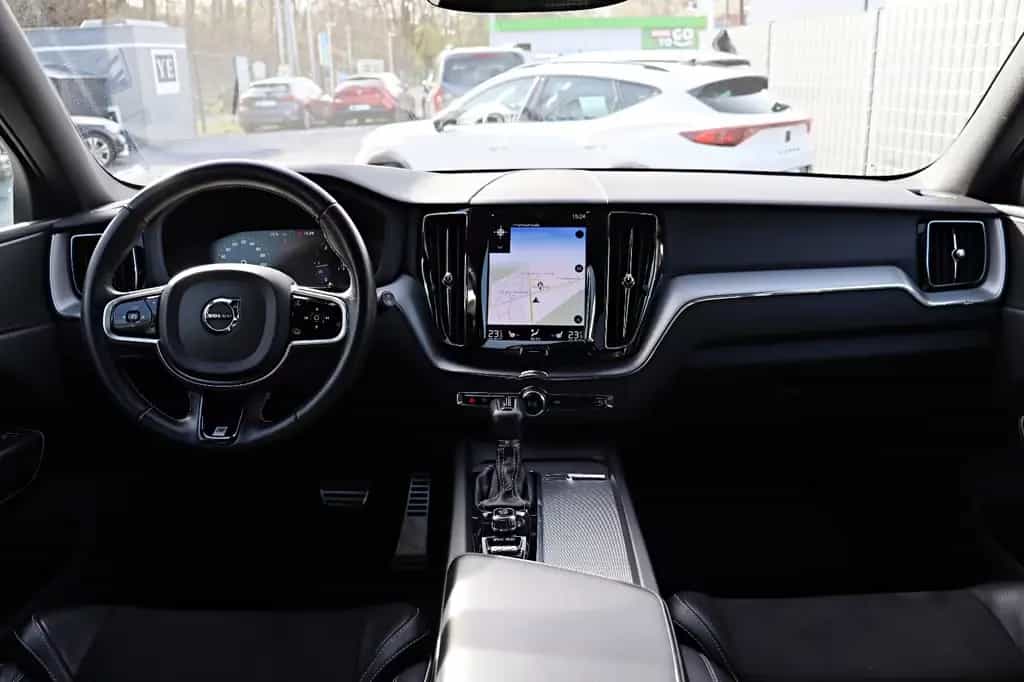 Volvo XC60 XC 60 R Design AWD D5 *LED*NAVI*RFK*PANORAMA*ACC 09/2018-photo-9