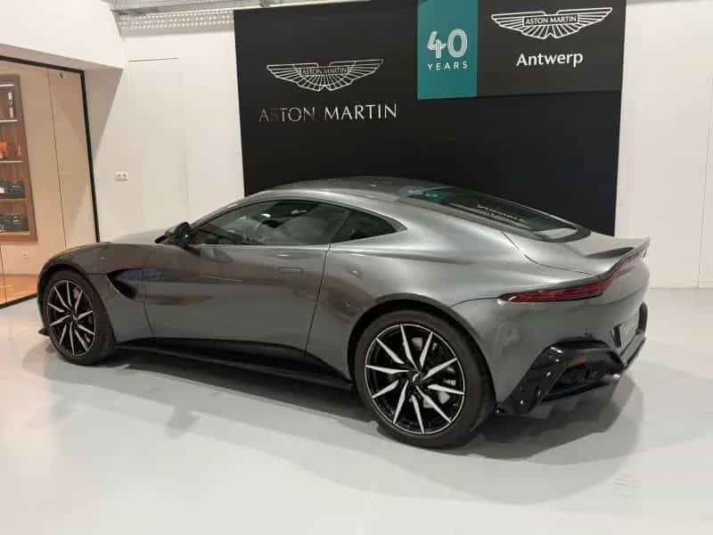 Aston Martin V8 Vantage Vantage Coupe 08/2020-photo-11