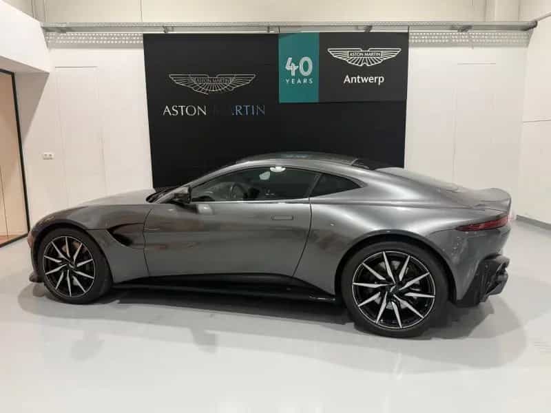 Aston Martin V8 Vantage Vantage Coupe 08/2020-photo-13