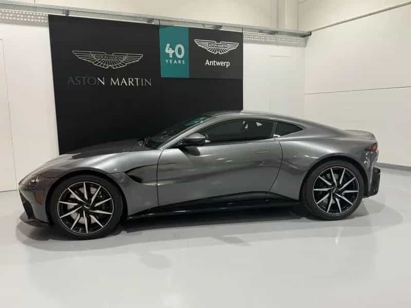 Aston Martin V8 Vantage Vantage Coupe 08/2020-photo-14