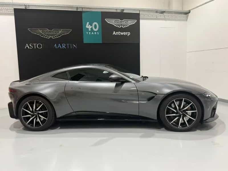 Aston Martin V8 Vantage Vantage Coupe 08/2020-photo-2