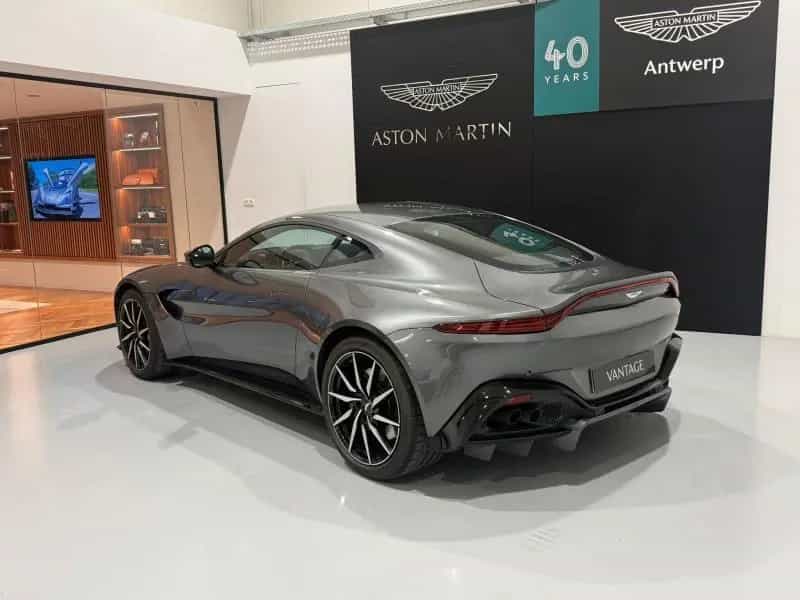 Aston Martin V8 Vantage Vantage Coupe 08/2020-photo-4