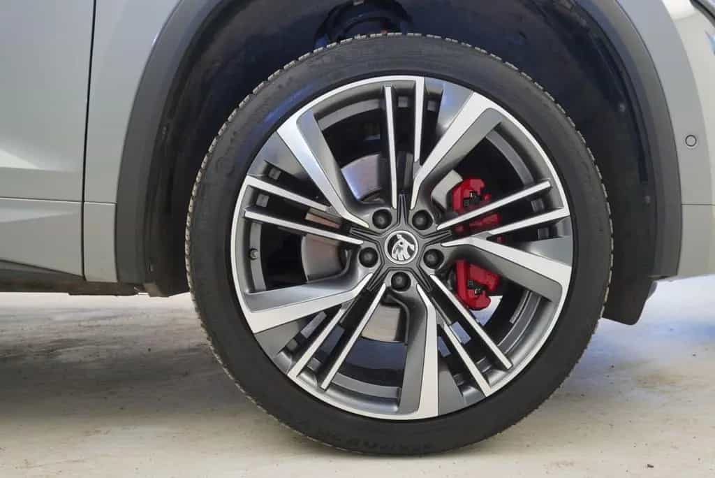 Skoda Kodiaq 2.0 TSI RS DSG*4x4*ACC*MATRIX*APP*DCC*NAV 03/2024-photo-29