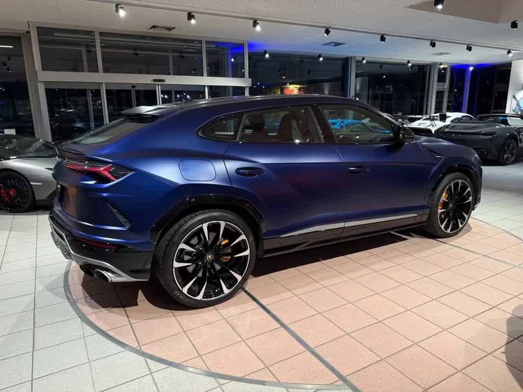 Lamborghini Urus ADAS*PANO*HEAD-UP*NIGHT-VISION*MATT-LACK 03/2021-photo-8