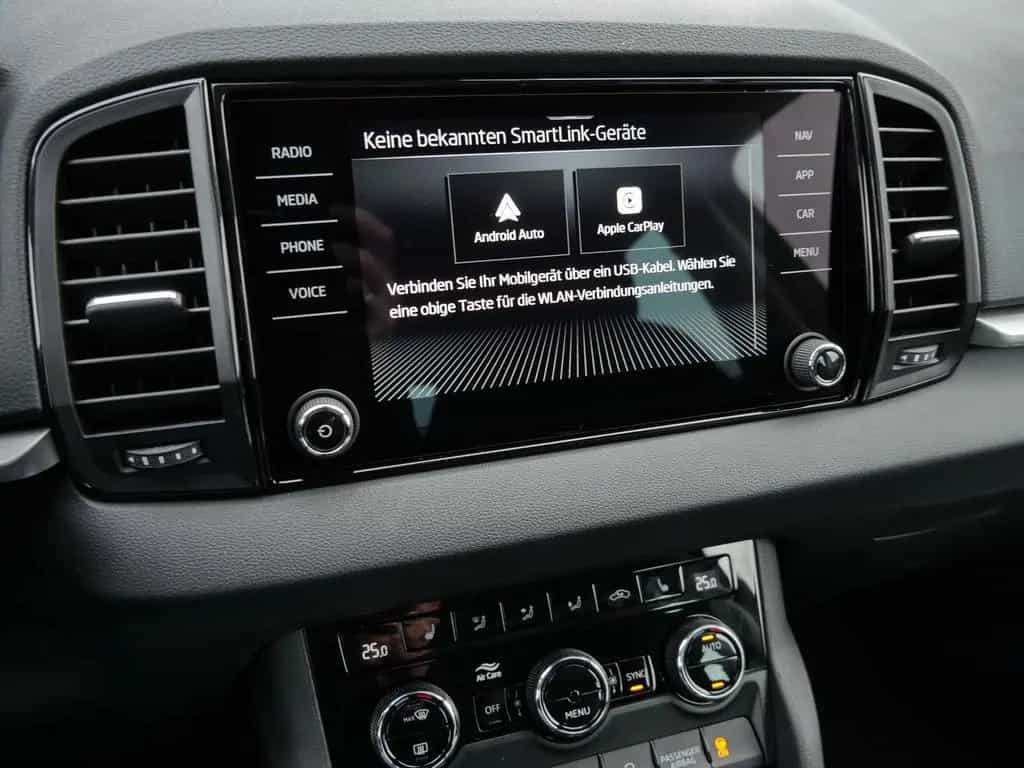 Skoda Karoq Tour 1.5 TSI DSG NAVI|AHK|MATRIX|pACC 03/2026-photo-18