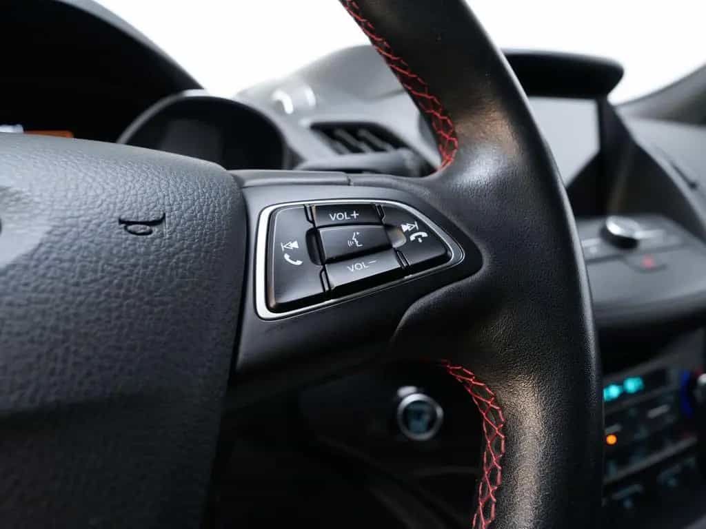 Ford Kuga ST-Line AWD AUTOMATIK*NAVI*ALCANTARA*XENON 11/2017-photo-25