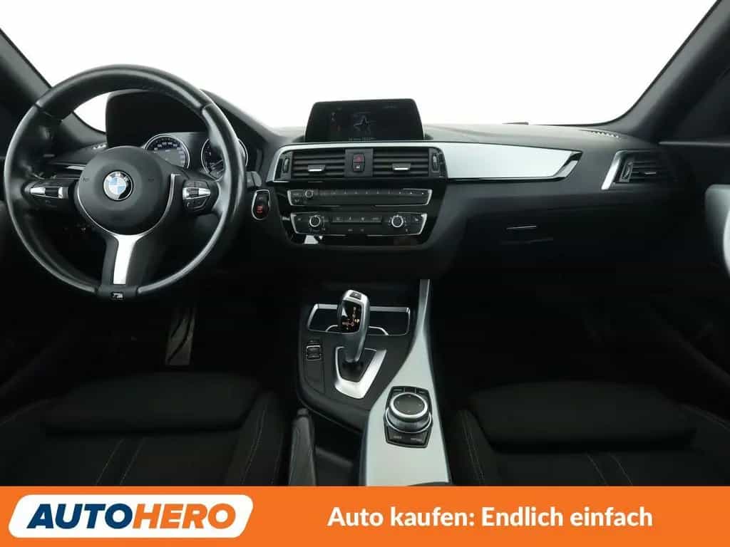 BMW 1 Series 118i Edition M Sport Shadow Aut.*NAVI*LED*TEMPO* 04/2019-photo-11