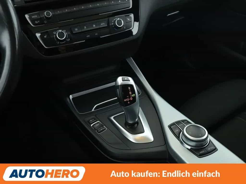 BMW 1 Series 118i Edition M Sport Shadow Aut.*NAVI*LED*TEMPO* 04/2019-photo-20