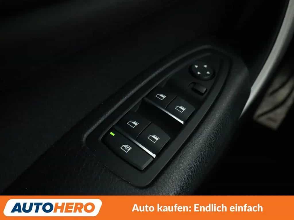 BMW 1 Series 118i Edition M Sport Shadow Aut.*NAVI*LED*TEMPO* 04/2019-photo-27