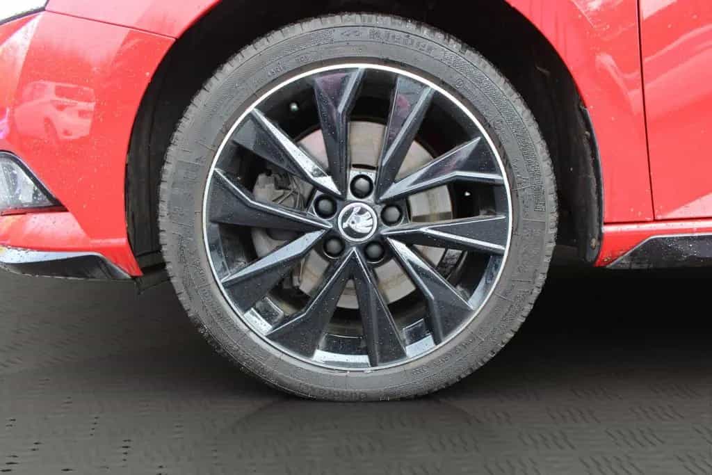 Skoda Fabia 1.0 TSI 110 Monte Carlo 03/2019-photo-5
