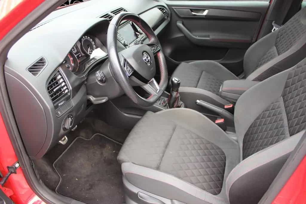 Skoda Fabia 1.0 TSI 110 Monte Carlo 03/2019-photo-7