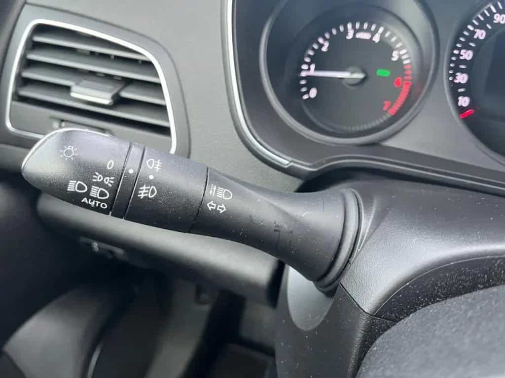 Renault Megane Grandtour 1.2 TCe 130 Energy Limited PDC+ 10/2017-photo-14