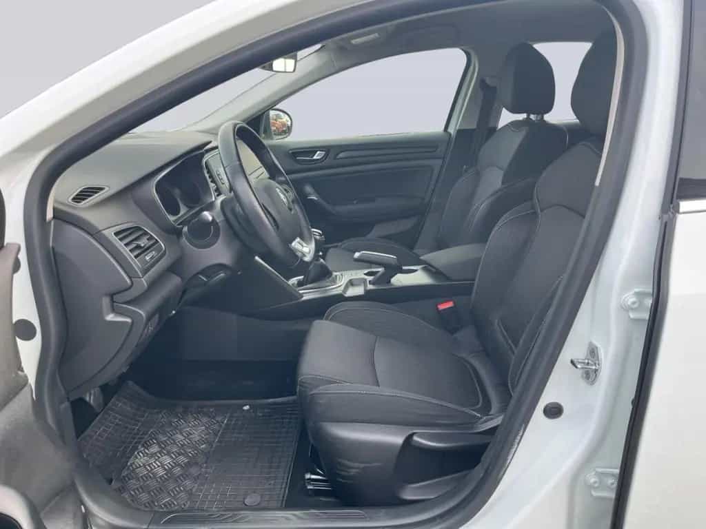Renault Megane Grandtour 1.2 TCe 130 Energy Limited PDC+ 10/2017-photo-19