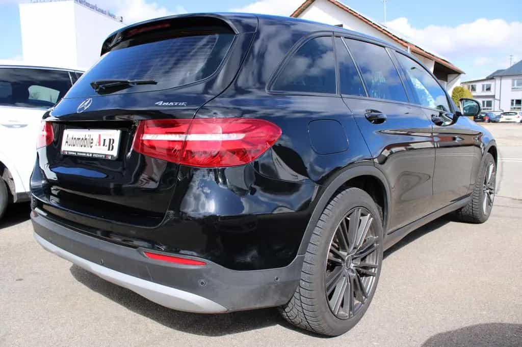 Mercedes-Benz GLC-Class 250 4Matic *WENIG KM*AUTOMATIK*NAVI*LED*AHK* 09/2018-photo-4
