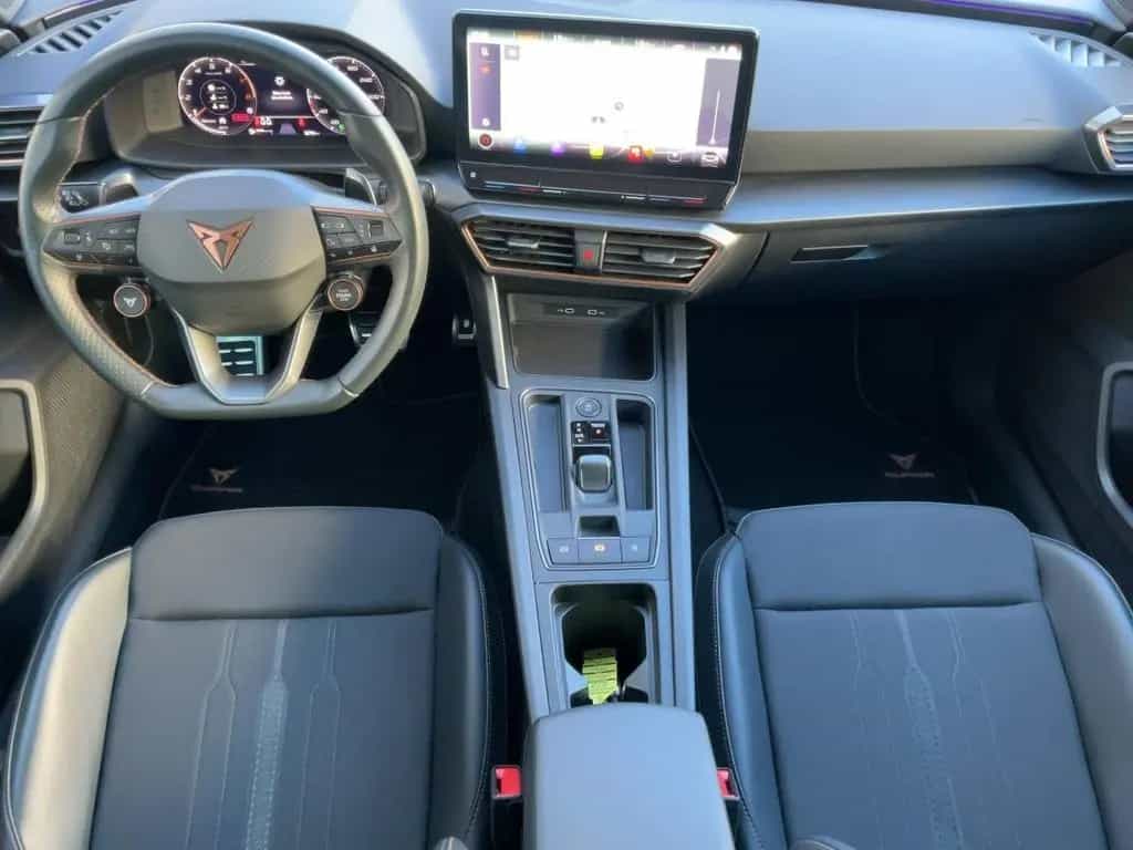 Cupra Leon ST VZ 2.0 TSI 4DRIVE MATRIX+NAVI+AHK+BEATS 11/2023-photo-8