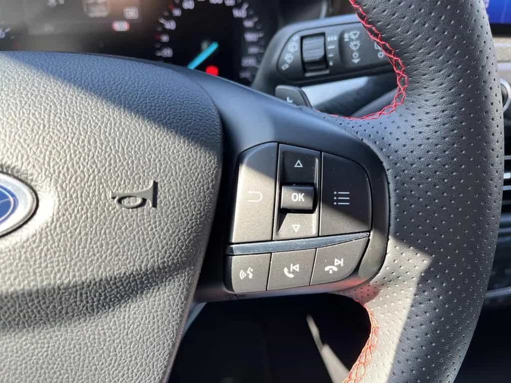 Ford Focus ST-Line 1.5 Ecoboost Navi GRA Sitzheizung 06/2019-photo-13