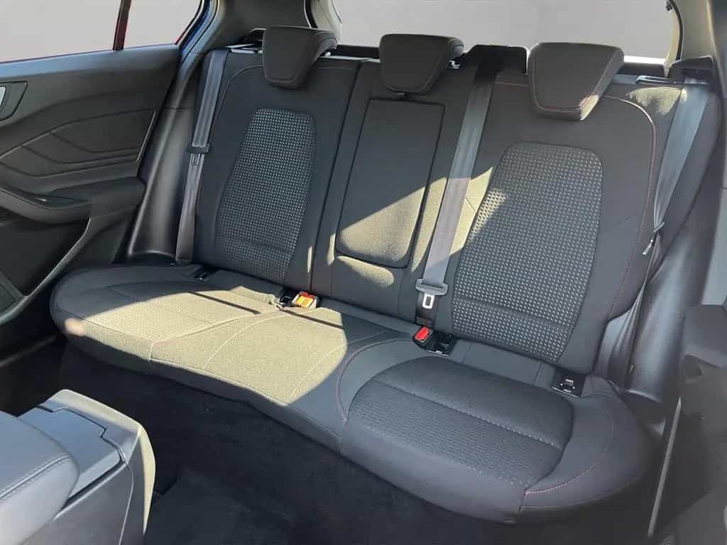 Ford Focus ST-Line 1.5 Ecoboost Navi GRA Sitzheizung 06/2019-photo-16