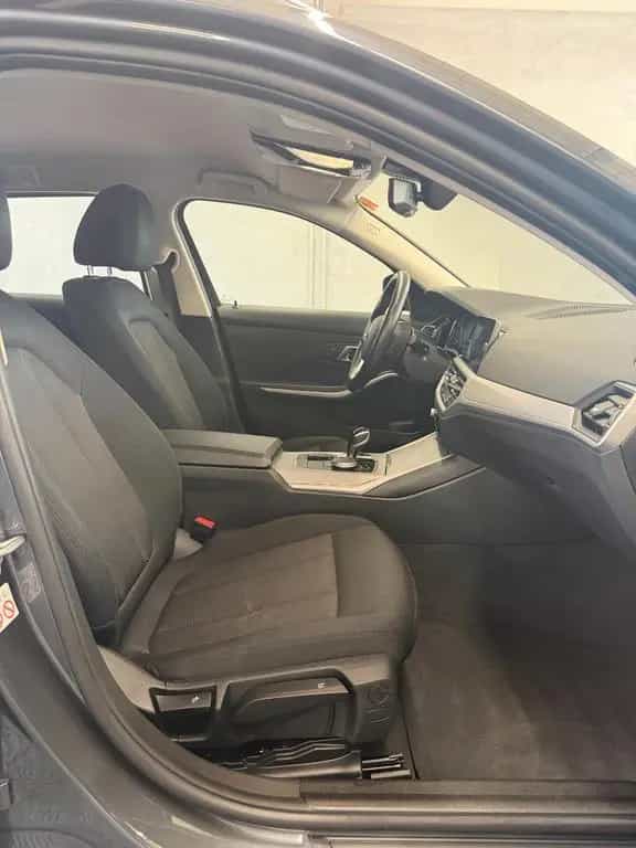 BMW 3 Series 320i Advantage Aut. Led VirtCock Kamera FahrAss 11/2021-photo-14