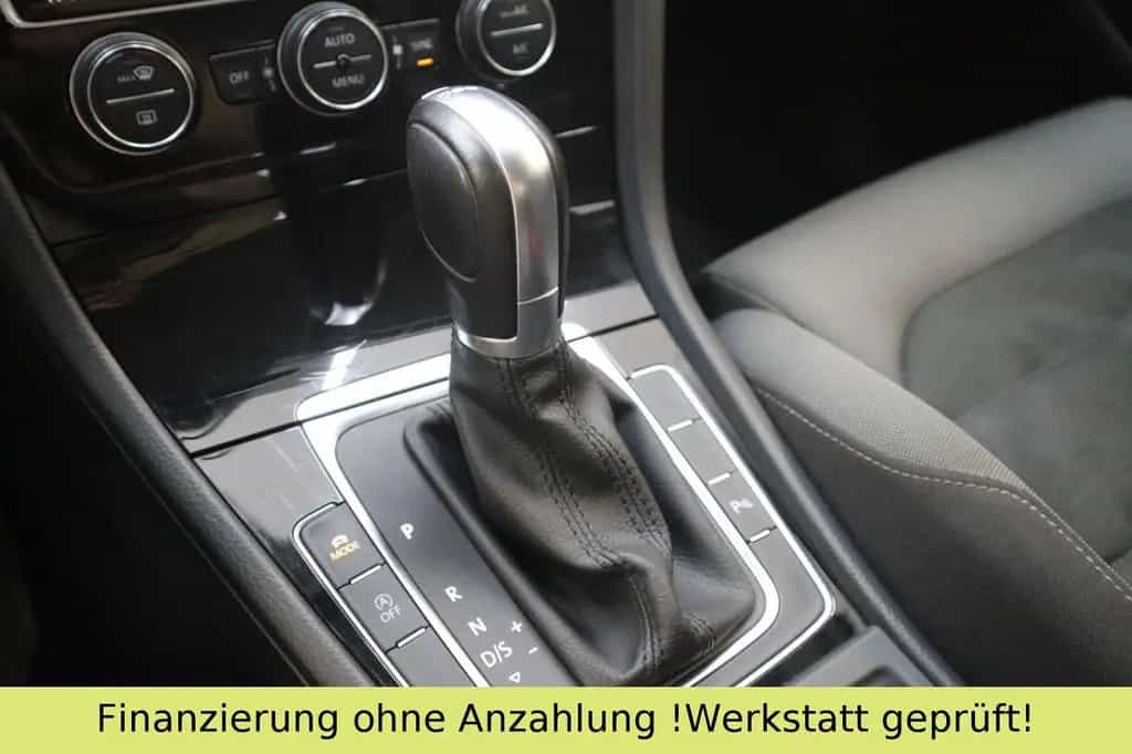 Volkswagen Golf VII Variant Highline *NAVI*CAM*DIGITAL*AHK 03/2017-photo-24